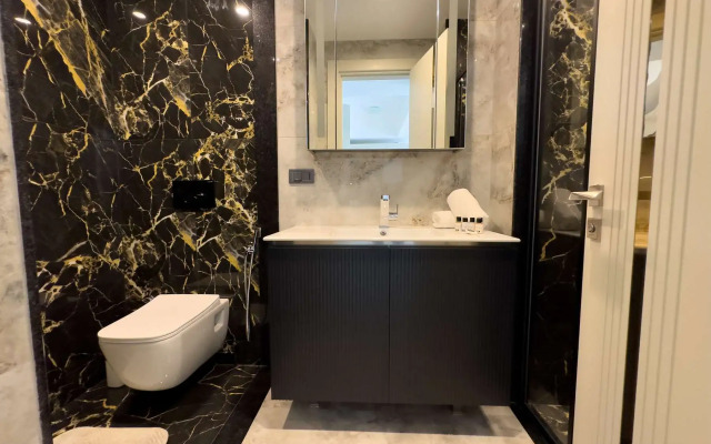 Qoople Azura World S 16 Apartments