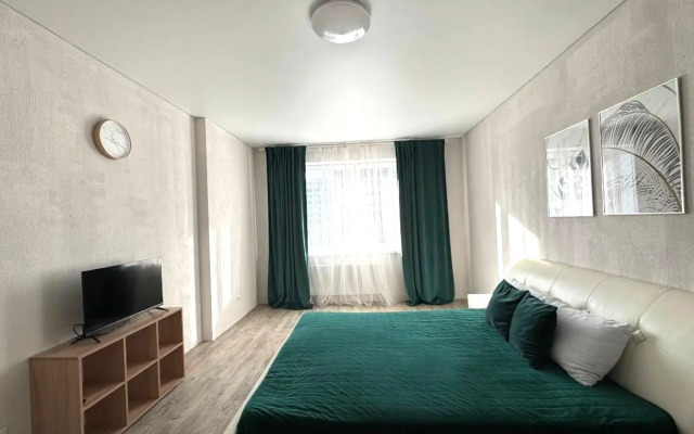 Квартира для четверых рядом с Роевым ручьем и Бобровым логом