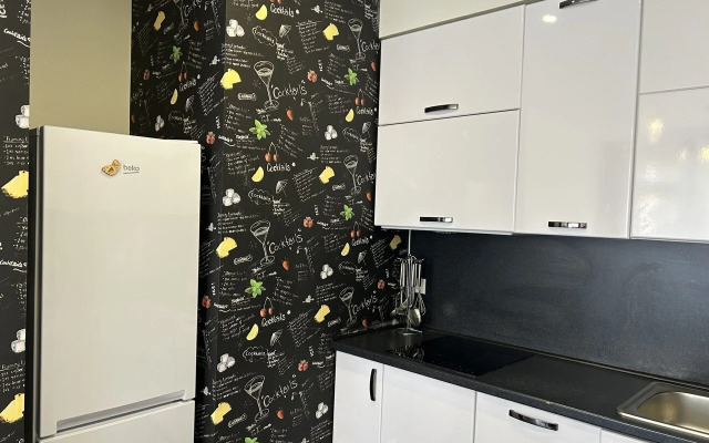 Na Volzhskoy 32a Apartments