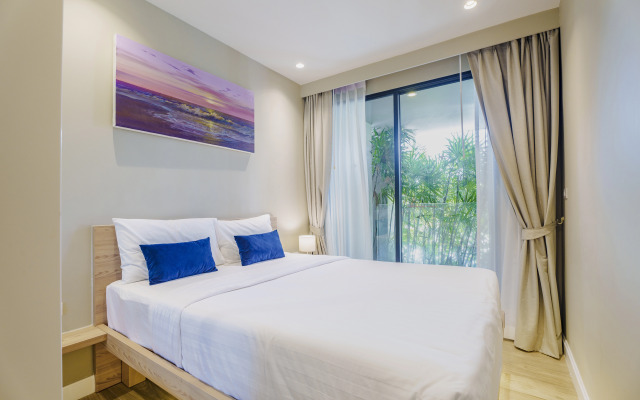 Diamond 2Br  Deluxe Poolside Condo Apartments