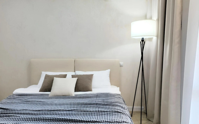 Квартира 6 местная с новым ремонтом около метро Горки парка и ТЦ