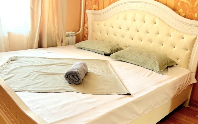 Uyutnaya Kvartira vozle Morya Apartments
