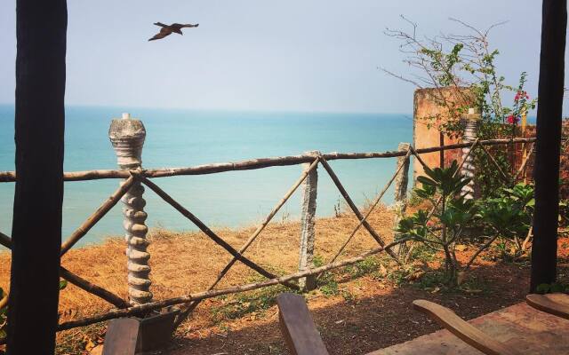 Blooming Bay - Clifftop Beach Resort