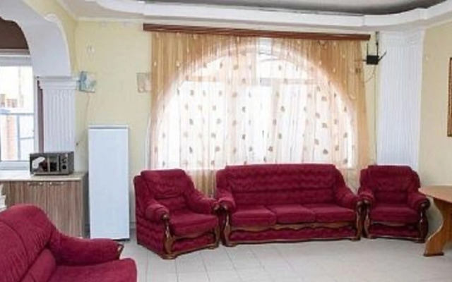Yakor Hotel