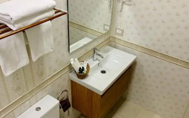 Clover Boutique Hotel