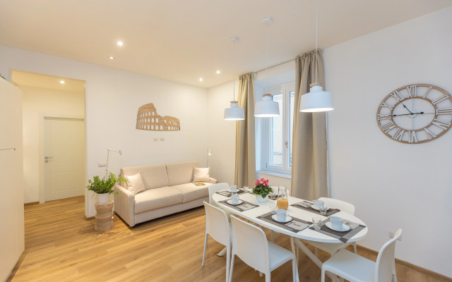 Апартаменты Colosseum - Three-Bedroom Apartment