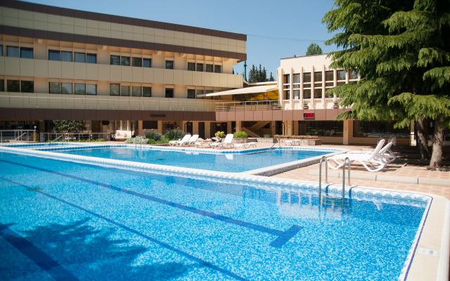 Golden Family Resort Hotel