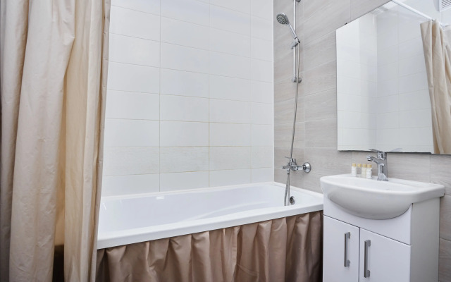 V Novom Zhk Status U Parka Pobedy Flat