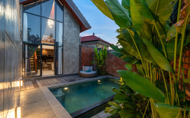 Utamas Keramas Villa
