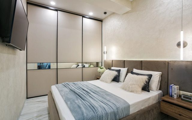Yalta Plaza Apartments
