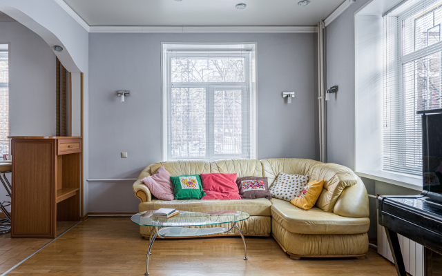 Flat Inn ryadom s metro Sokol na ulitse 2-ya Peschanaya Apartments