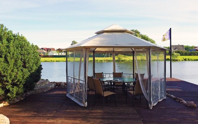 Rezedentsiya Alfyorovo Hotel	
