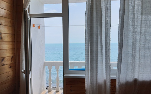 SeaLoo Hotel