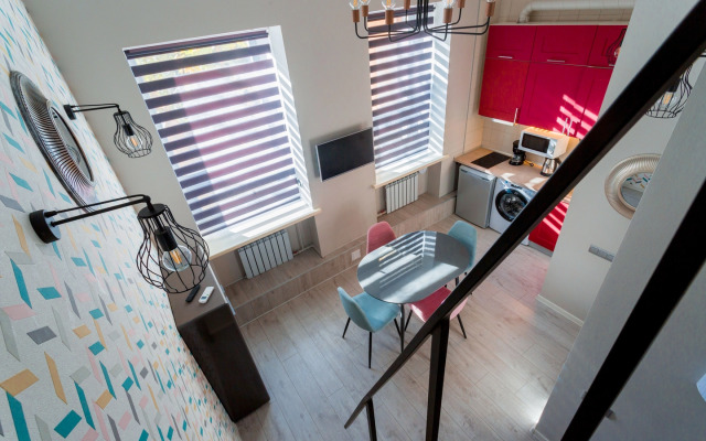 Апартаменты около площади Восстания