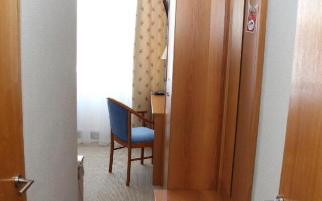 Отель Надеждинский