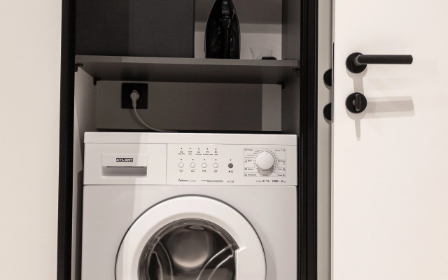 Mira 44 K 1 Apartments 1