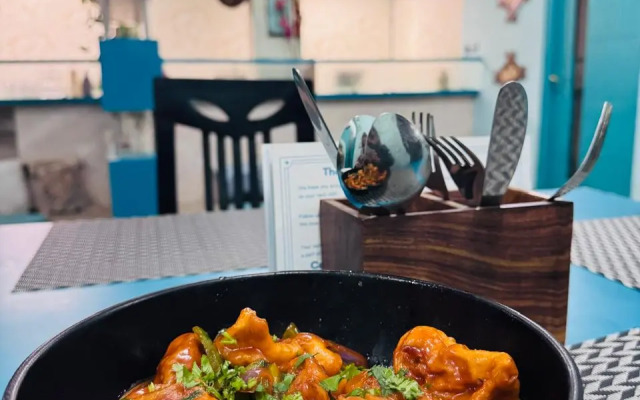 Отель Blue Moon Residency Hotel & Restaurant