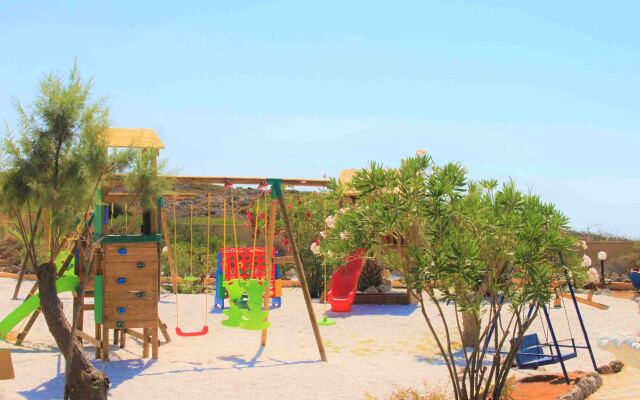 Zorbas Beach Village