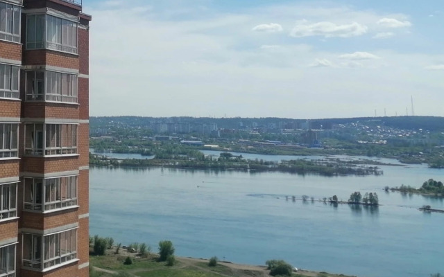 Квартира Студия с видом на Ангару