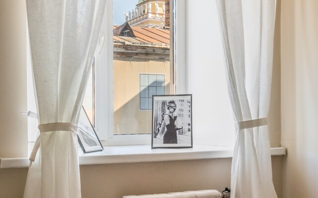 Апартаменты Welcome Home на Адмиралтейской набережной 6