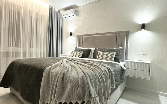 Квартира Очень уютная трехкомнатная недалеко от парка Краснодара