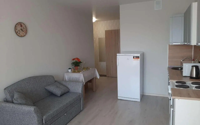 Квартира студия на 24 этаже