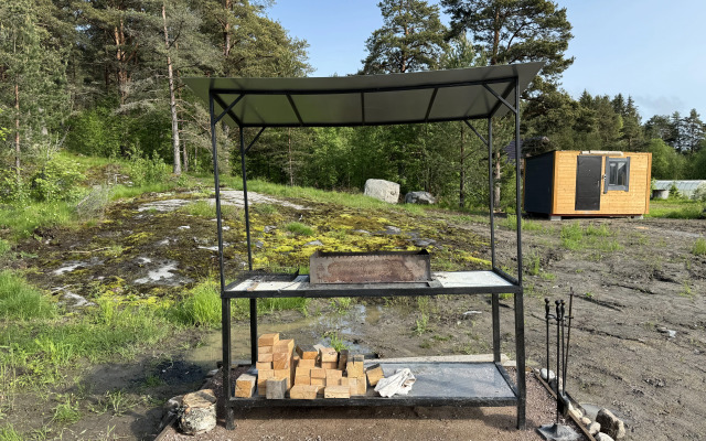 Na Granitse S Lesom Private House