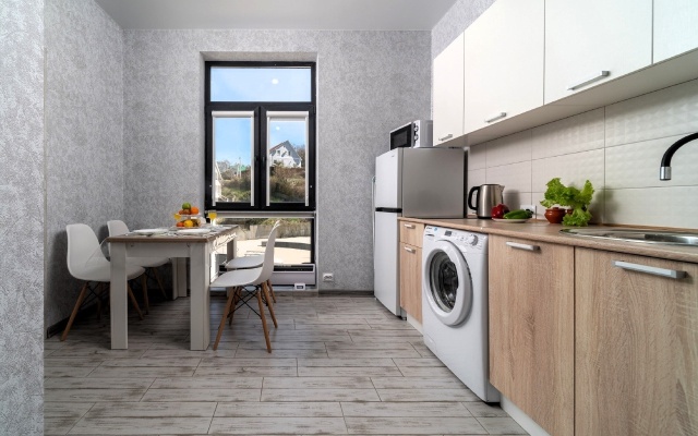 V Komplekse s Bassejnom Flat