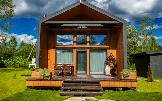 Barnhaus №1 s drovyanoj banej i goryachej kupel'yu, na 7 gostej Private House