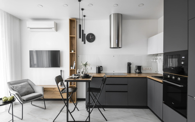 Апартаменты Loca Resident  с Панорамной Лоджией