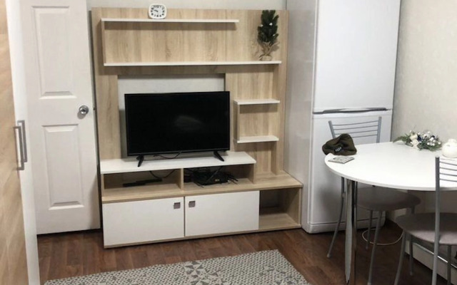Na Ulitse Sofyi Kovalevskoy 6 Flat