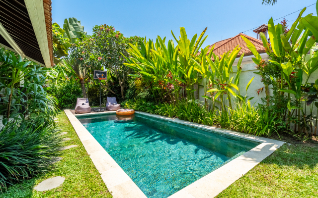 Jungle Amaranth Canggu – Exclusive 3BR Retreat with Pool, Modern Amenities and Top Location Villa