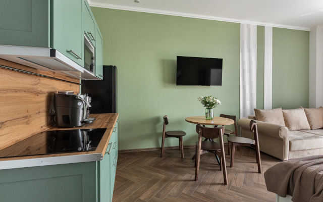 JN Apartments Dizajnerskaya vidovaya studiya s balkonom Flat