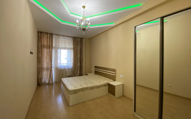 3-Komn. Na Severnom Prospekte, Hh882 Flat