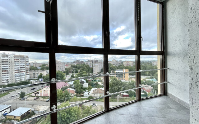 Двухкомнатная квартира сети Pan Apartments с панорамным видом на город