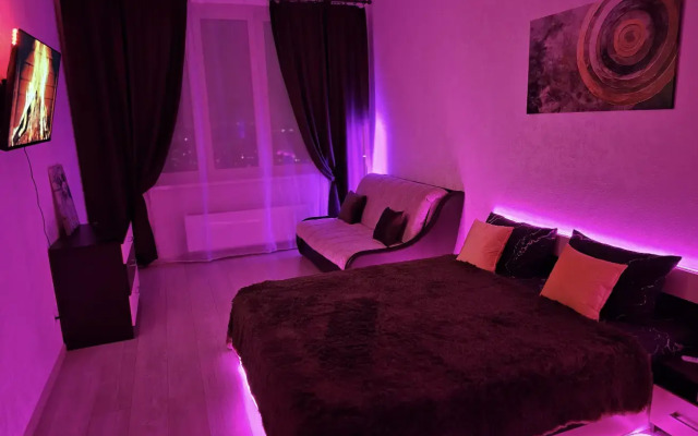 Апартаменты Высота 25 этаж, около Цирка