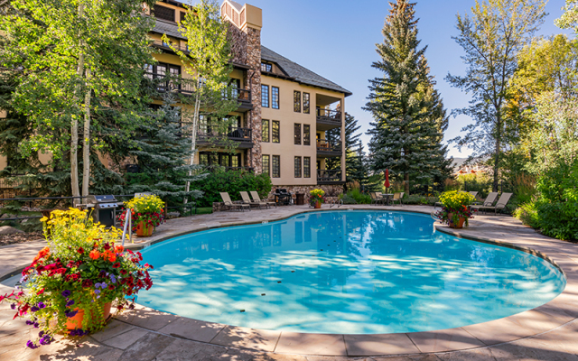 Creekside at Beaver Creek Apart-hotel