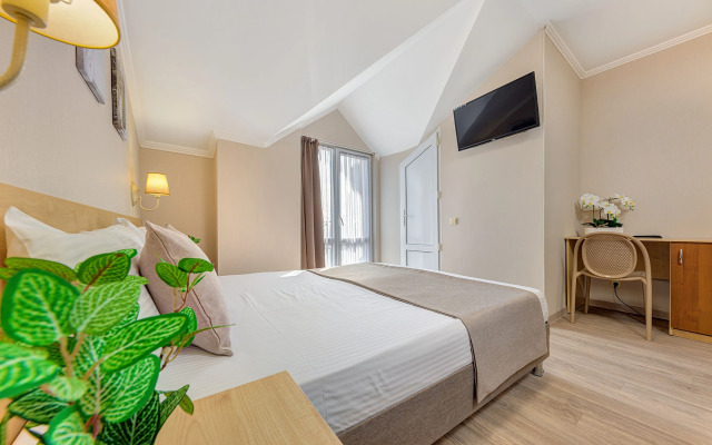 Ellada Guest House