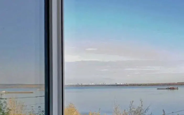 Castnyj dom na beregu Volgi