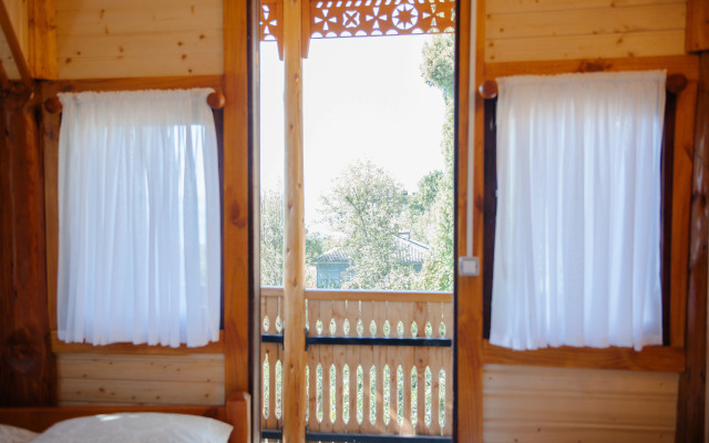 TreeHouse GoldenSeaView TreeHouse Private house