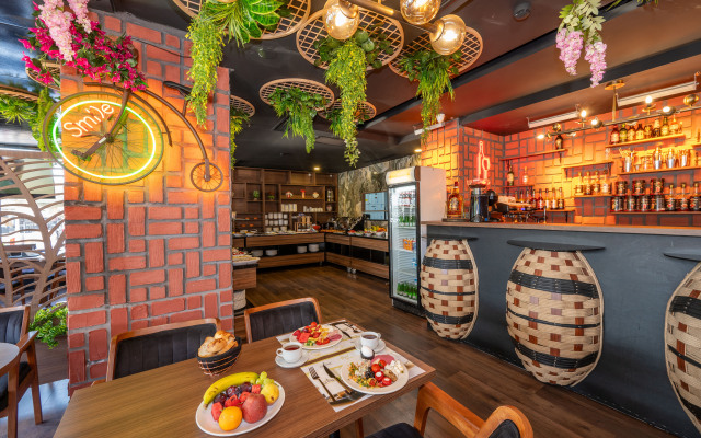 Litros Hotel & Spa