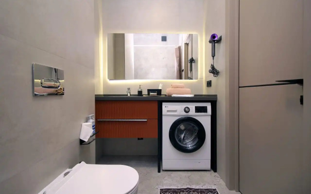 Апартаменты Meridian Central Loft