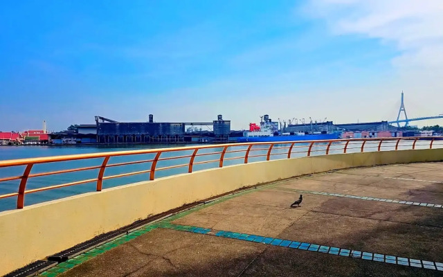 Apartment hotel River Front 4