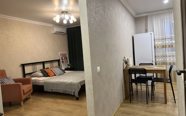 Ryadom S Aes Flat