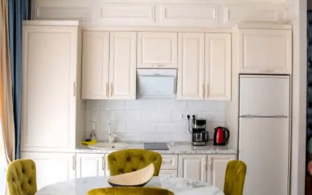 Apartment hotel Kristall Lyuks