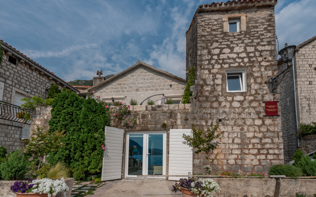 Djurisic Guest House