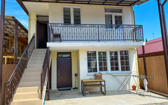 Kamerton Stilya Alfagid Apartments