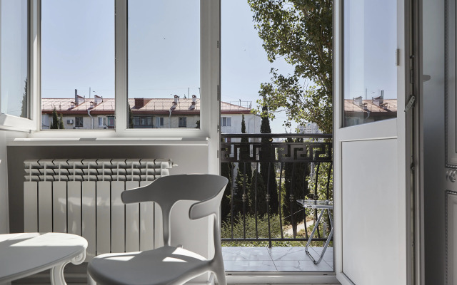 Квартира Видовая с Балконом у Херсонеса в Севастополе