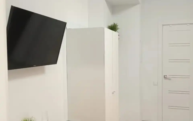 Апартаменты Яркая Студия