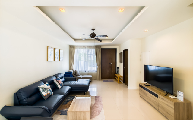Villa Townhouse In Laguna Park